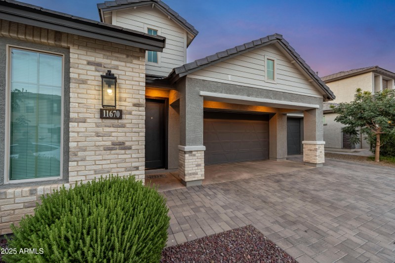 11670 W Parkway Ln Avondale AZ 85323-4 c