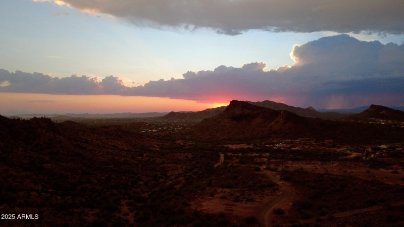 DJI_0317.00_00_28_44.Still001