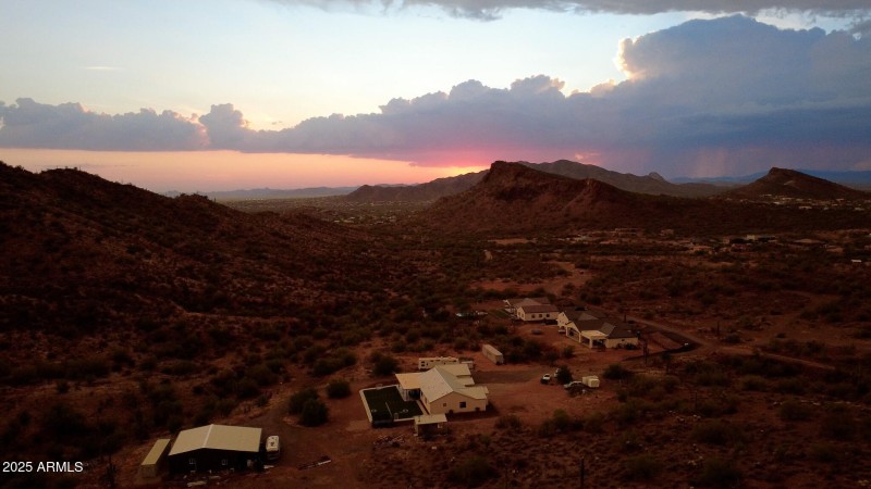 DJI_0317.00_00_32_22.Still002