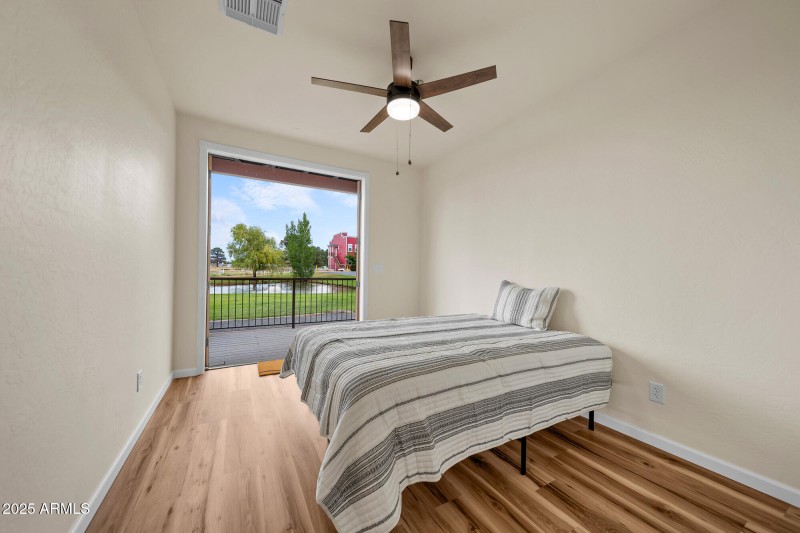 twinflamerem-22_(2000)