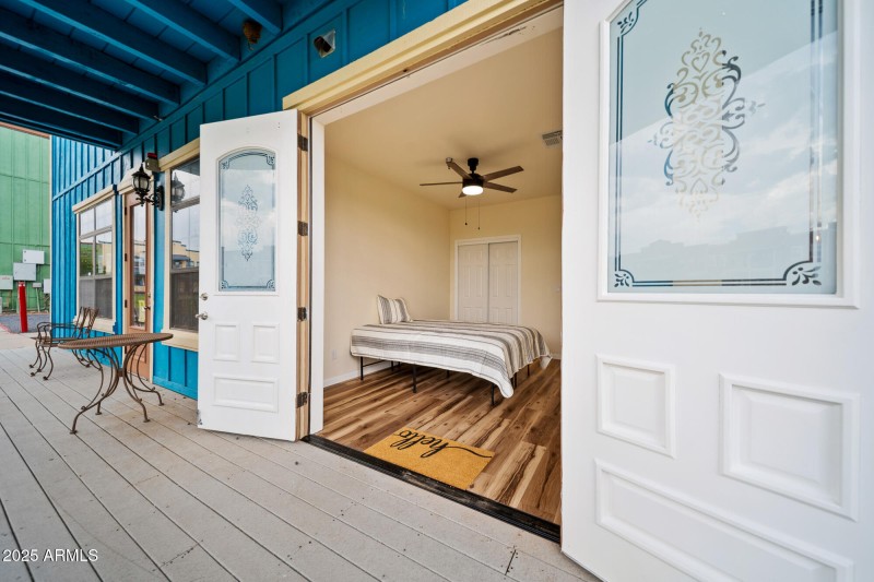 twinflamerem-24_(2000)