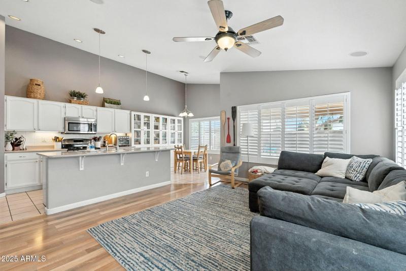 24-web-or-mls-Scott-24