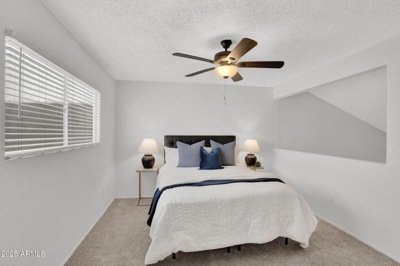 017_17-web-or-mls-20_360