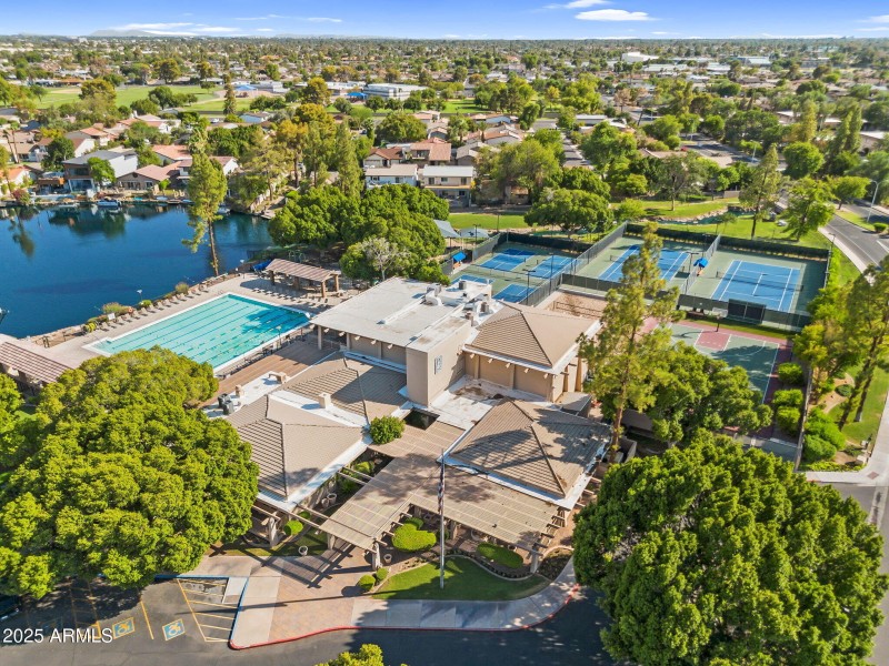 041_44-web-or-mls-dji_0876_516