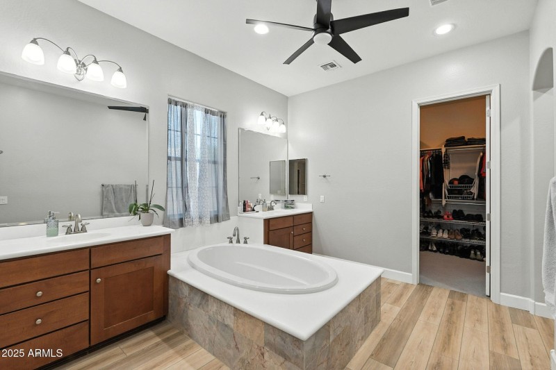 32-web-or-mls-Creekside-32