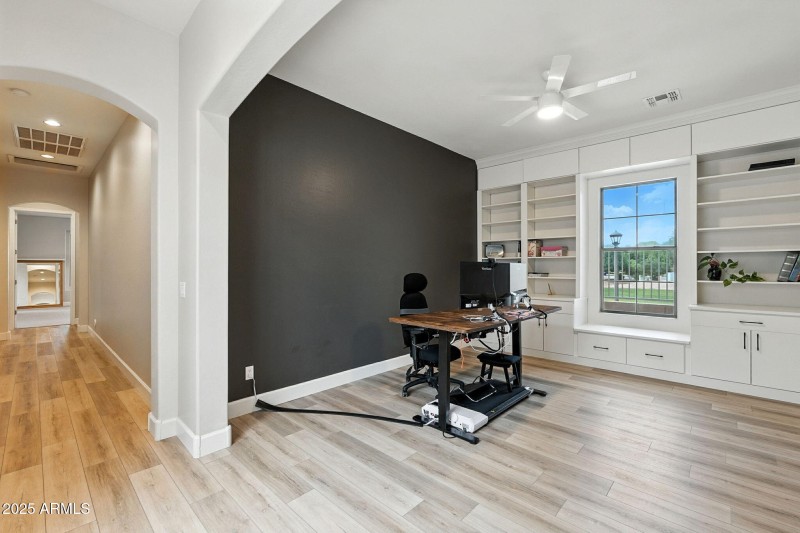 37-web-or-mls-Creekside-37