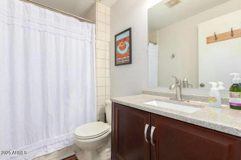 Primary Full Bathroom