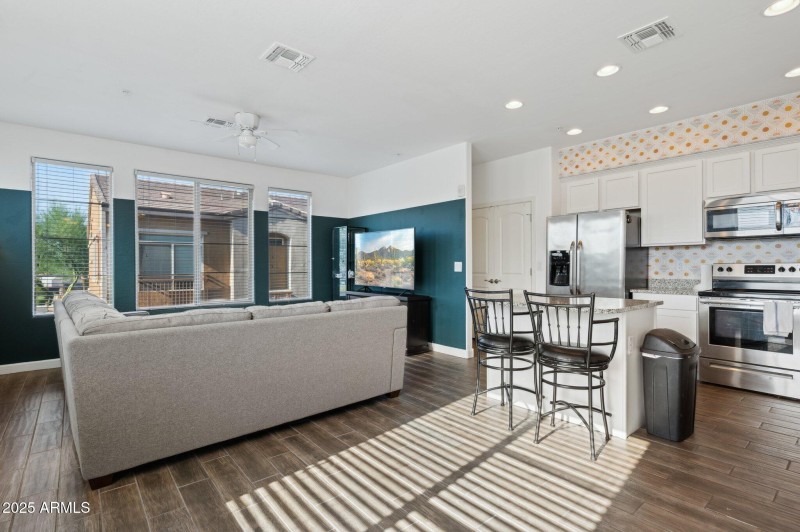 4-web-or-mls-240-w-juniper-ave-unit-1154