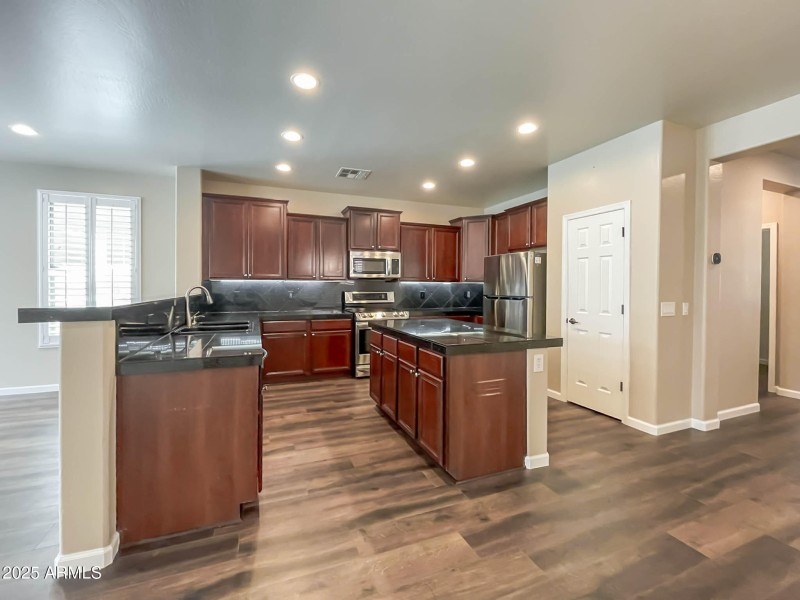 3829 E Morelos St-28