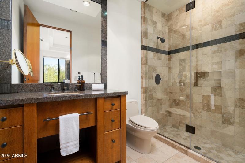 Guest Bedroom 2 Bathroom