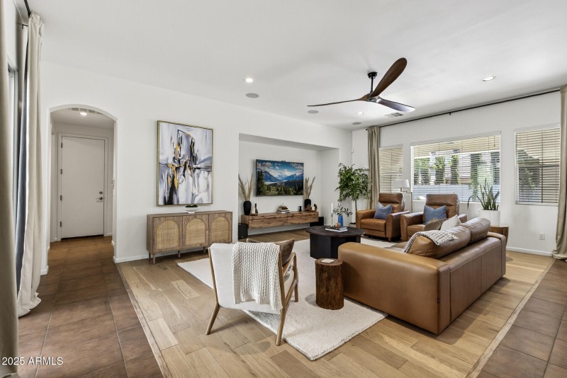 18_28803_N_68th_Dr18_mls