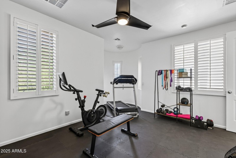 51_28803_N_68th_Dr51_mls