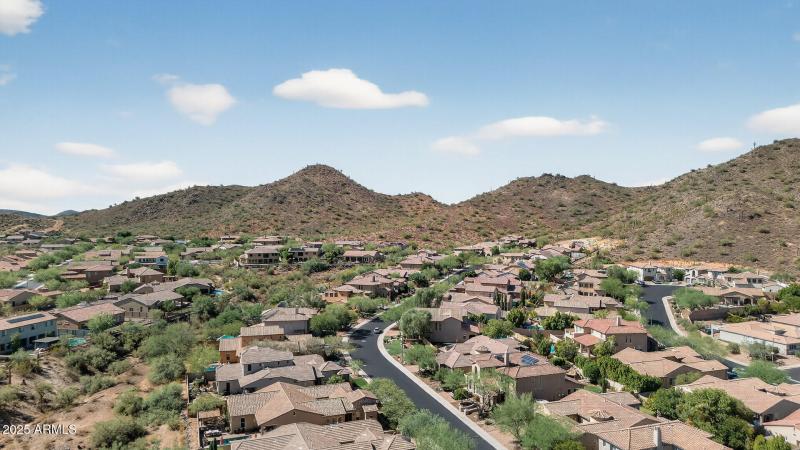 76_28803_N_68th_Dr76_mls