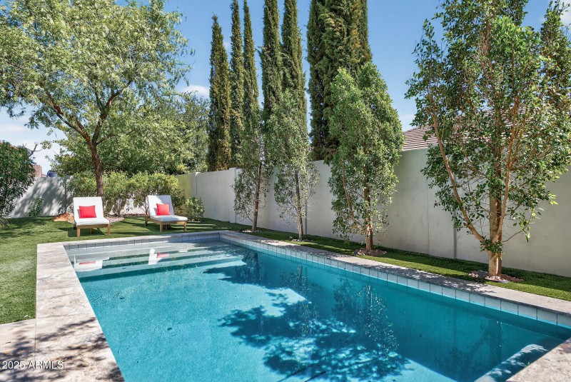 90_28803_N_68th_Dr90_mls