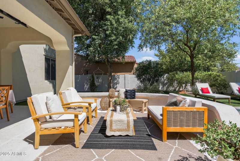 95_28803_N_68th_Dr95_mls