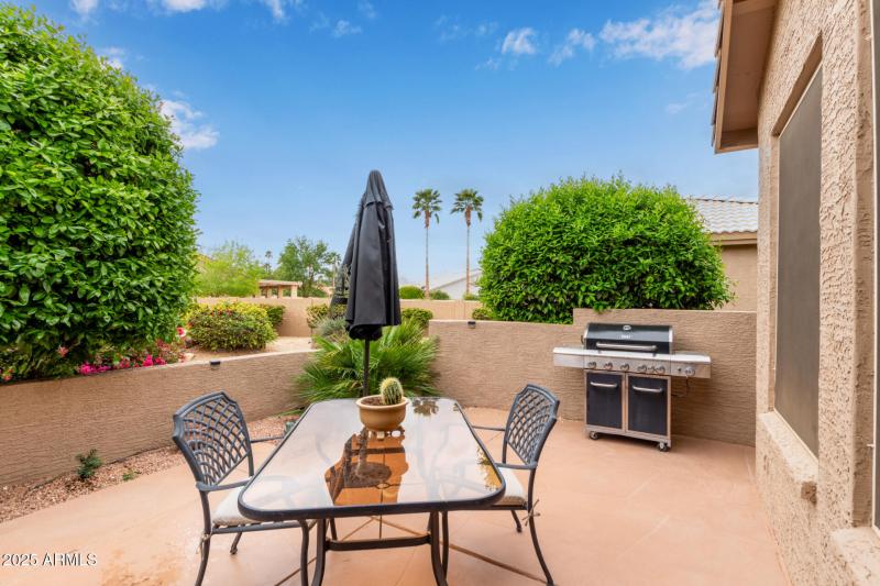 Private outdoor dining