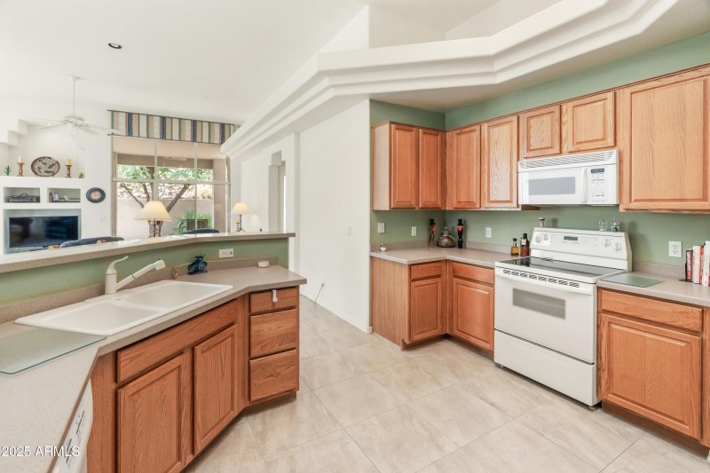 14321 E Cheryl Dr-21