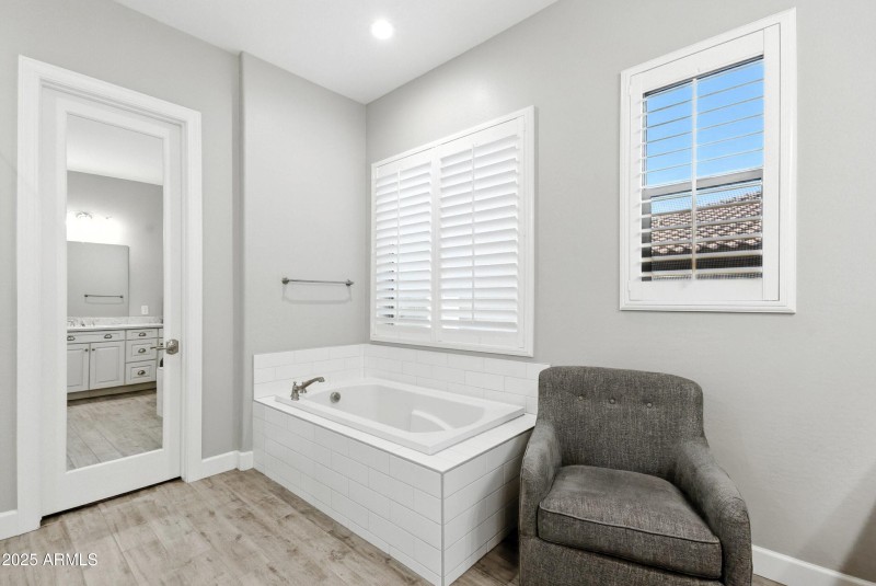 020_Primary Bathroom