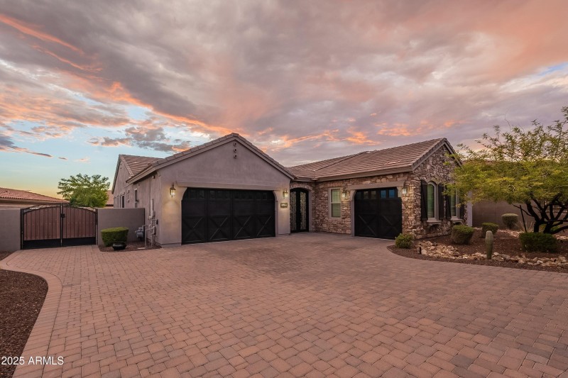 054_Twilight Exterior Front