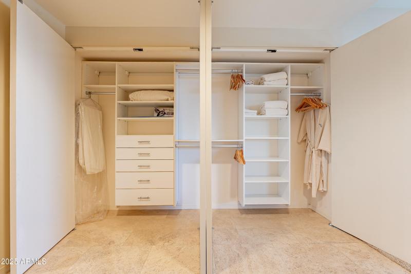 029_Guest Bedroom Closet