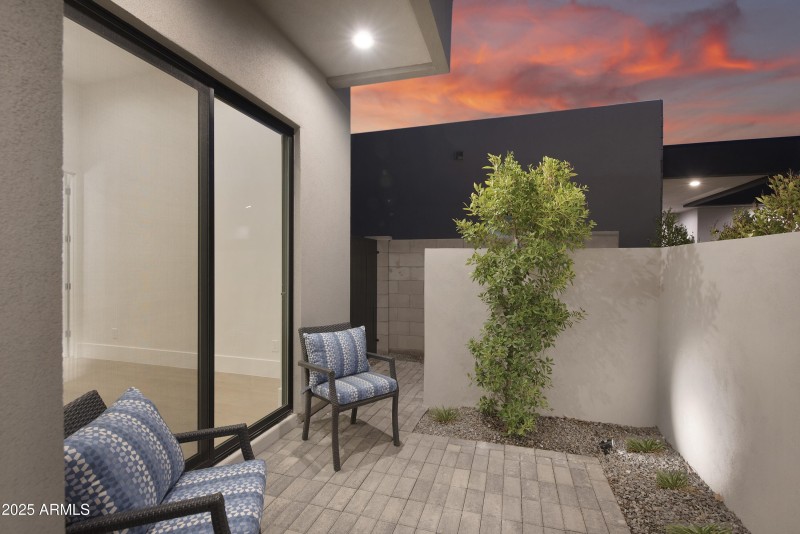 Private Patio Retreat