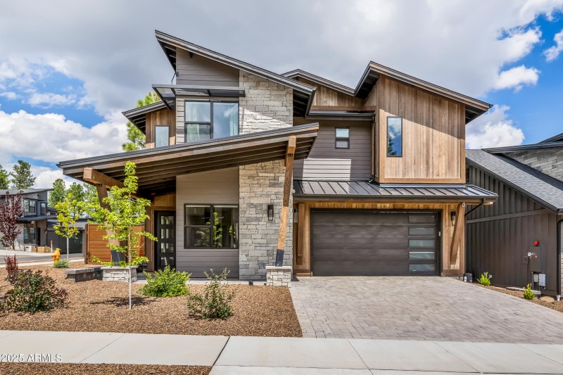 1810 E Magnolia Dr-5