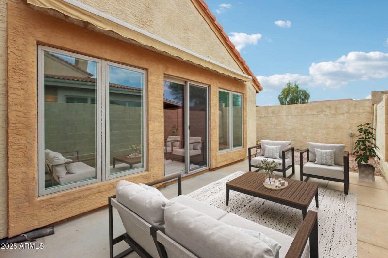 31-web-or-mls-E Cassia Way-S2608-031