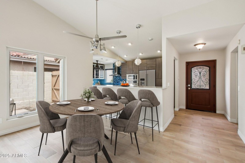 10-web-or-mls-E Cassia Way-S2608-010