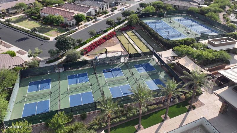 Encore-TennisBBCourts-RearView2-scaled (