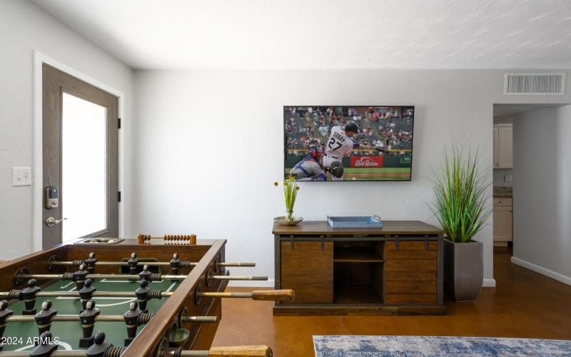 PropertyImageCo_7702EVerdeLn_WEB21