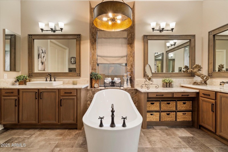 Fully Upgraded Ensuite Bathroom