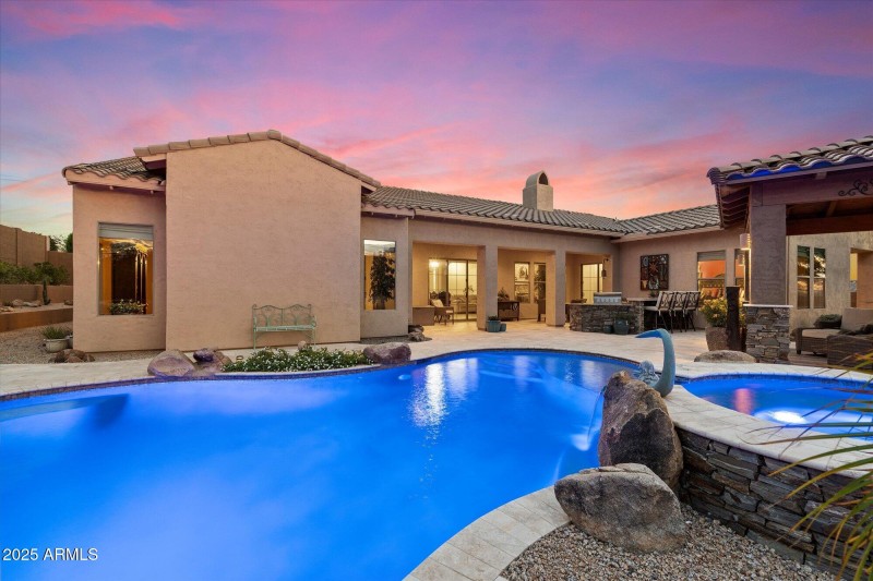 6' Deep Pebble Sheen Pool