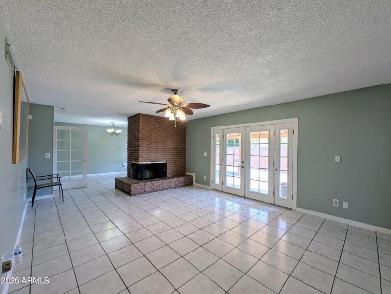 4019 W SAN MIGUEL AVE