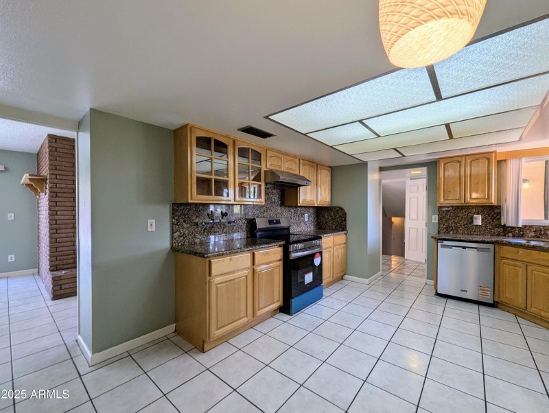 4019 W SAN MIGUEL AVE