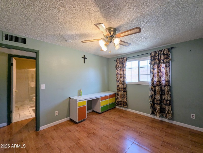 4019 W SAN MIGUEL AVE