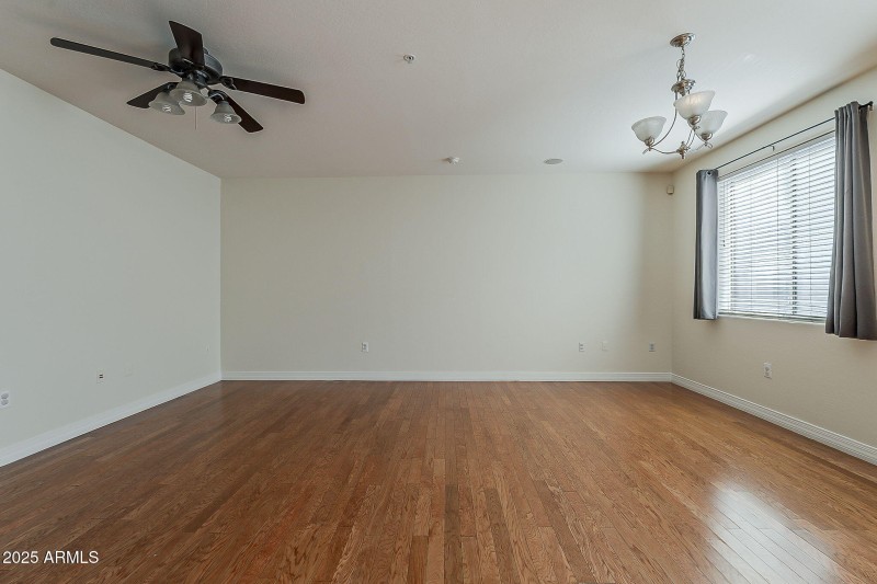 26-web-or-mls-Portland St-11