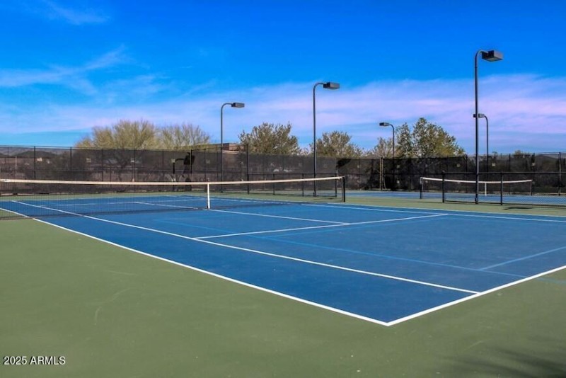 Community Tennis Courts with Pickleball