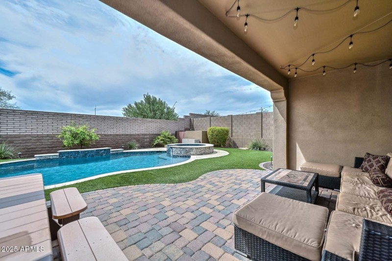 Covered Patio-Backyard