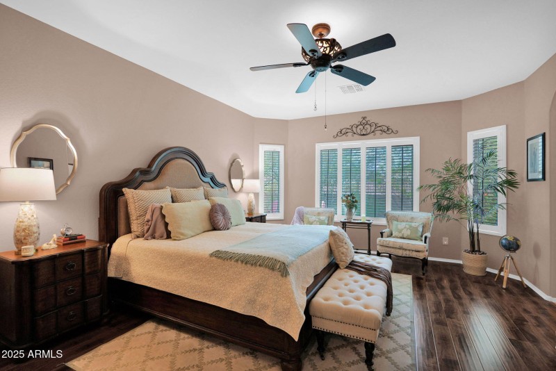 10-web-or-mls-P1281719