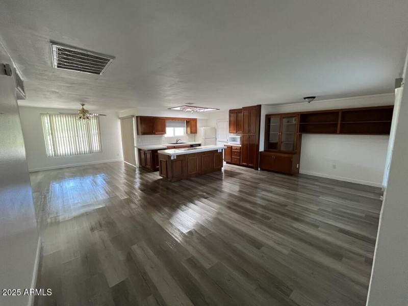 A95FA3D5-FF41-415B-BCFB-7E595325CF54_1_1