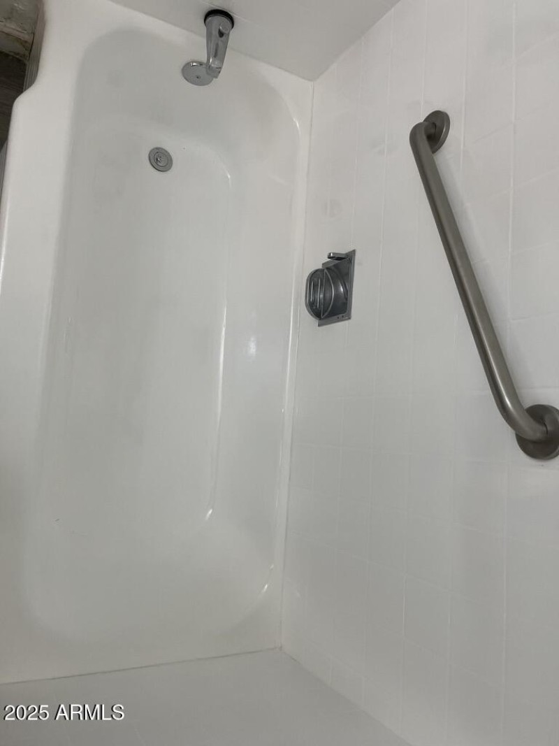 9AB51904-D28A-40D0-A36C-AF83E6CB86FE_1_1