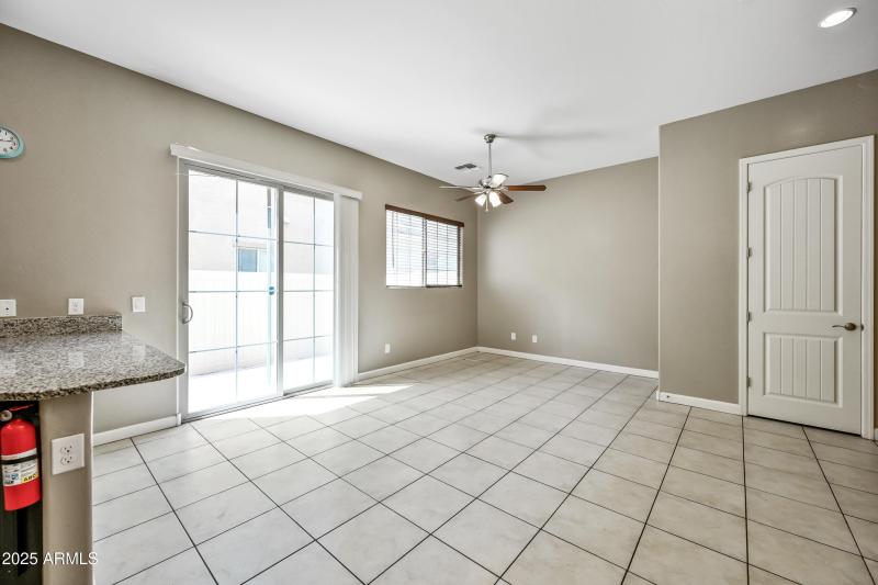 4-1367SCCD1092-ocupix