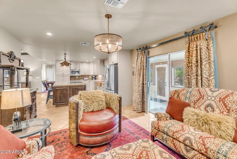 9-web-or-mls-7th Ave-9