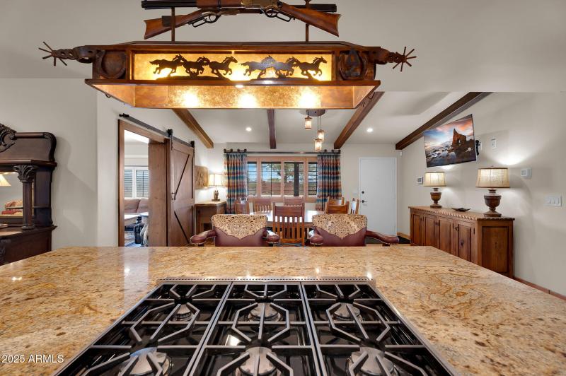 20-web-or-mls-7th Ave-24