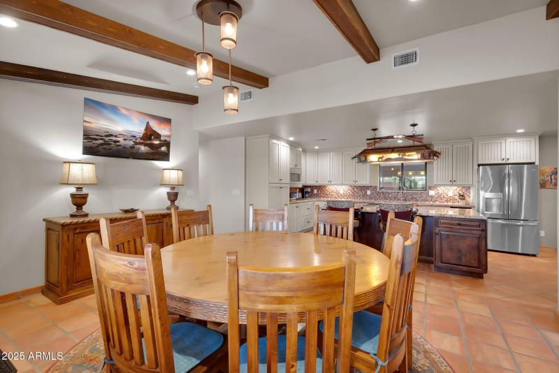 25-web-or-mls-7th Ave-19