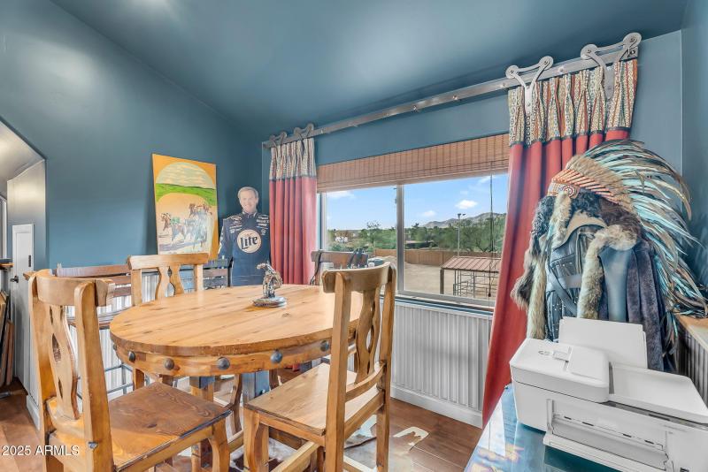 34-web-or-mls-7th Ave-48