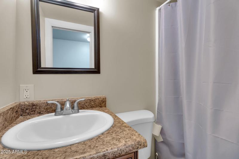 57-web-or-mls-7th Ave-55