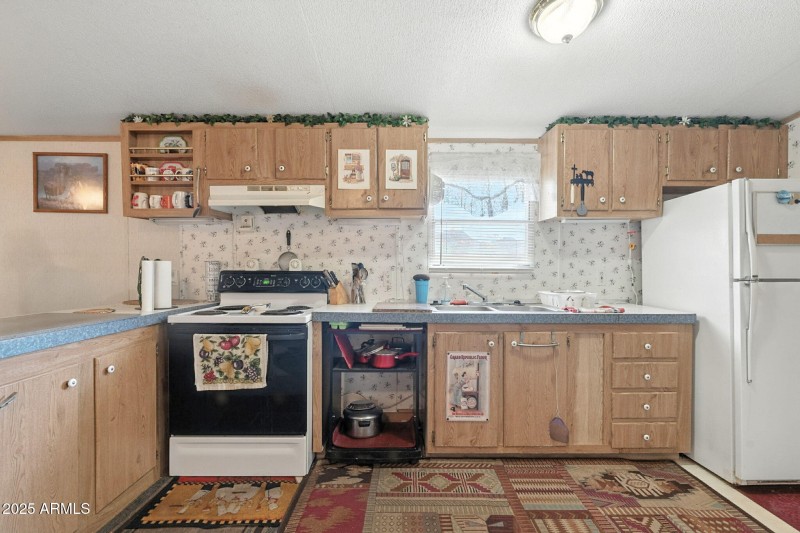 10-web-or-mls-Running-11