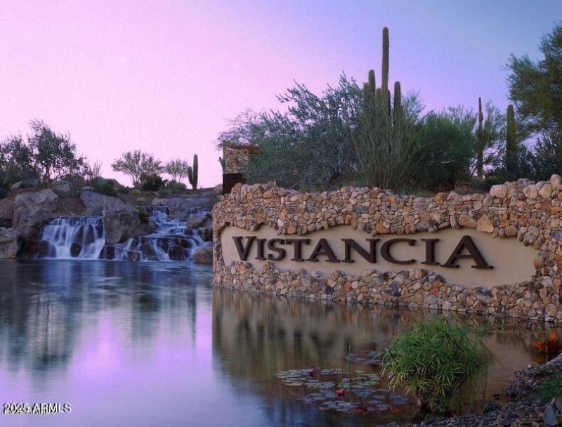 Vistancia - Entrance Wall