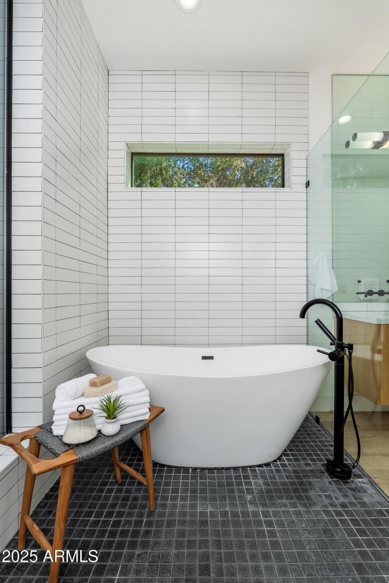 4421 E Earll Dr - 38